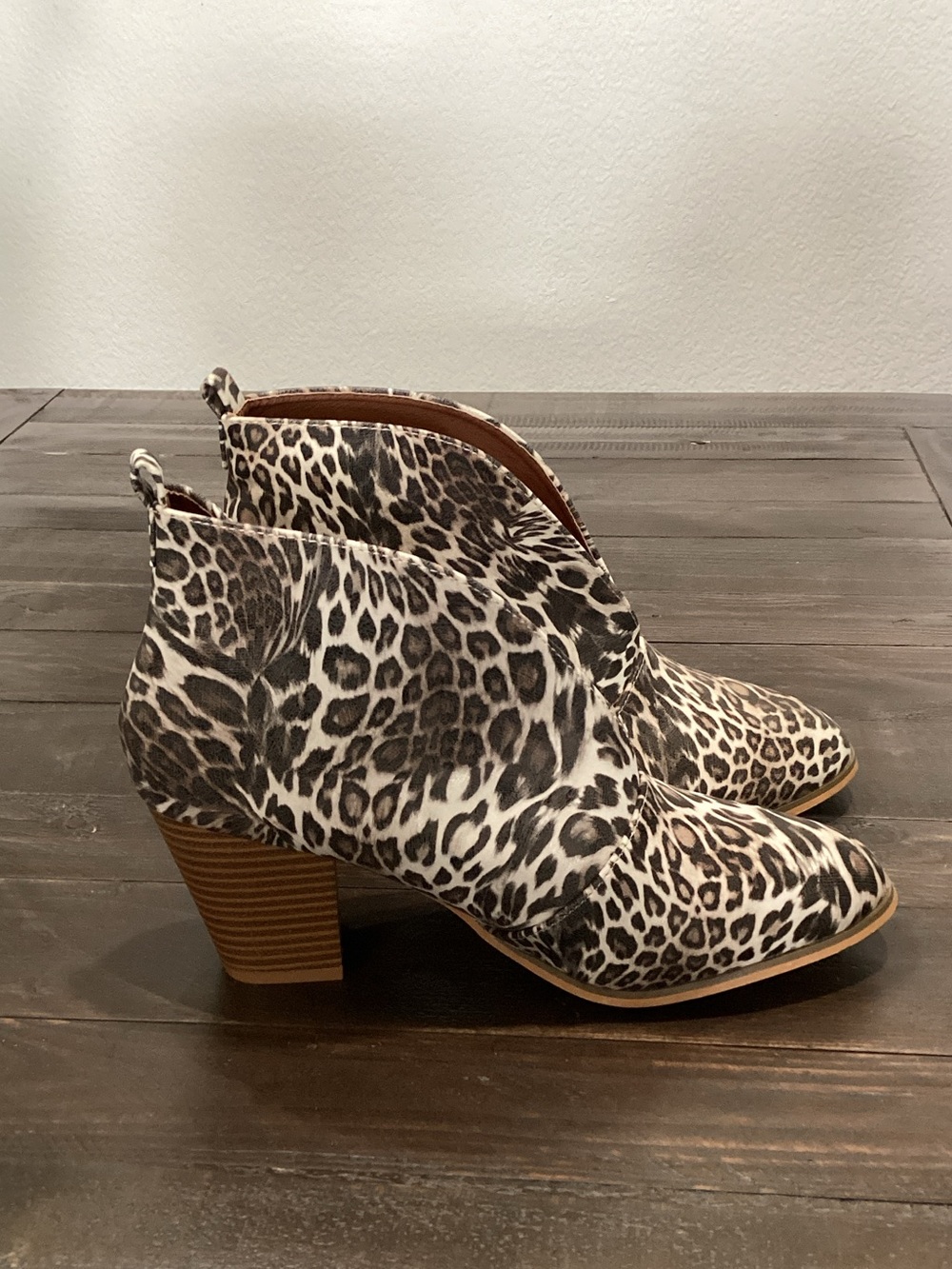 Leopard Print Women's Ankle Booties in Neutral Tones - Picture 2 of 6